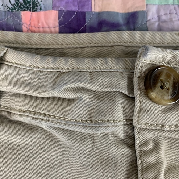 American Eagle Outfitters Women’s size 2 MIDI Stretch shorts - Picture 6 of 8